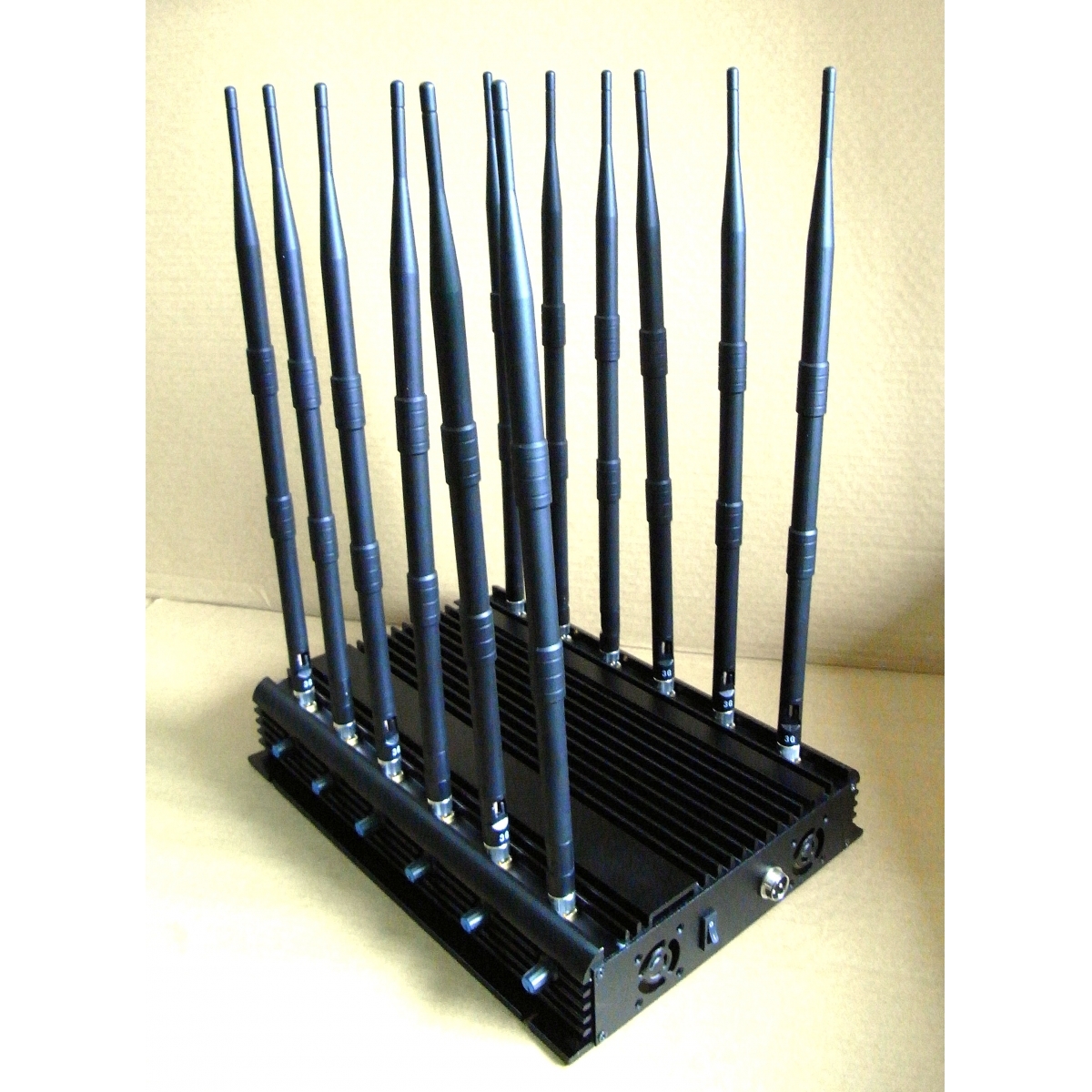 jammer signal blocker gsm - Buy USA 70m radius all band Jammer equipped with 12 transmitters Latest new Products, price $609